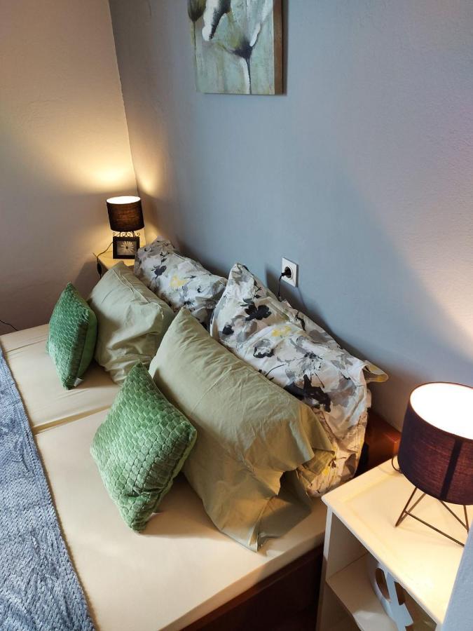 Apartmani Seaview Ljubač Eksteriør billede