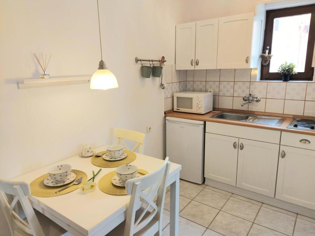 Apartmani Seaview Ljubač Eksteriør billede